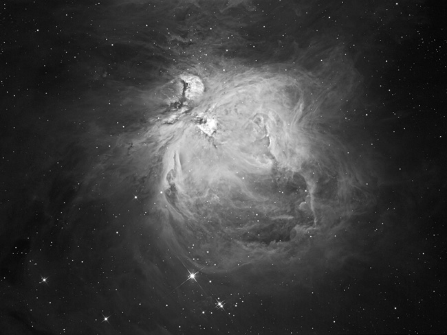 Nbuleuse M42 en Halpha photographie avec le Newton-Cassegrain de 300mm Axis instruments