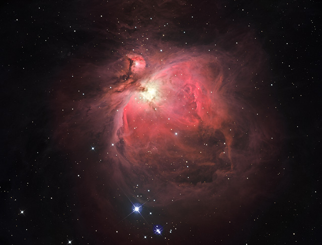 Nbuleuse M42 en Halpha-RVB  photographie avec le Newton-Cassegrain de 300mm Axis instruments