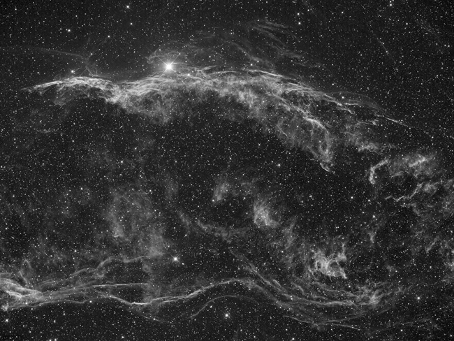 Nbuleuse NGC6960 et partie sud du triangle de Pickering - Newton-Cassegrain de 300mm Axis instruments